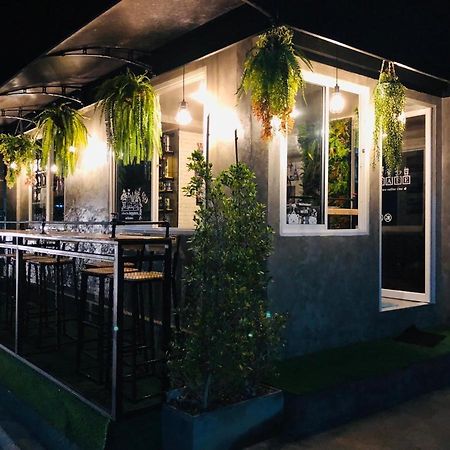 Snowhouse Aonang Krabi Hotell Ao Nang Exteriör bild