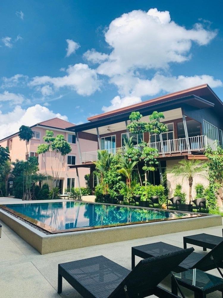 Snowhouse Aonang Krabi Hotell Ao Nang Exteriör bild
