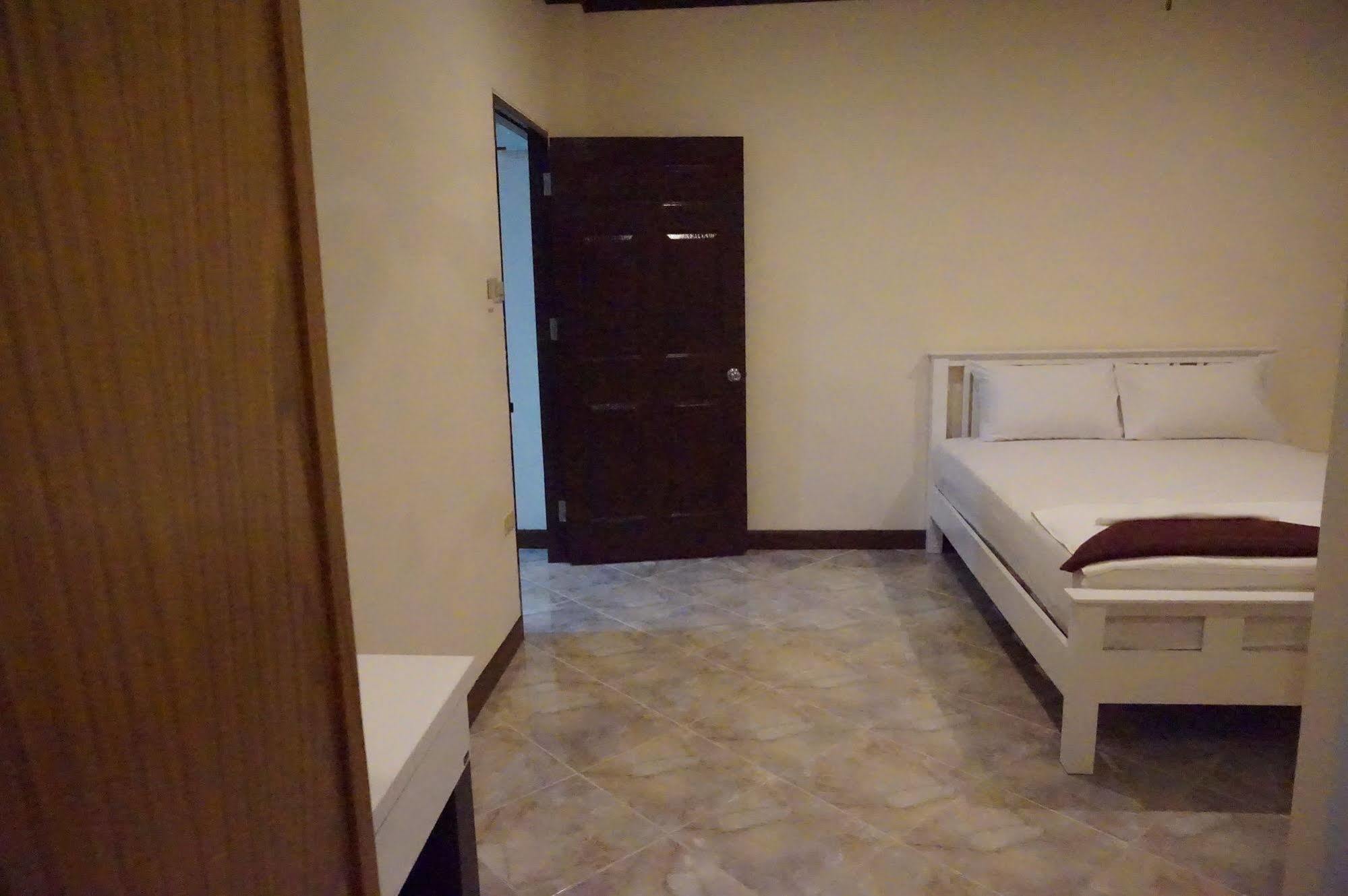 Snowhouse Aonang Krabi Hotell Ao Nang Exteriör bild
