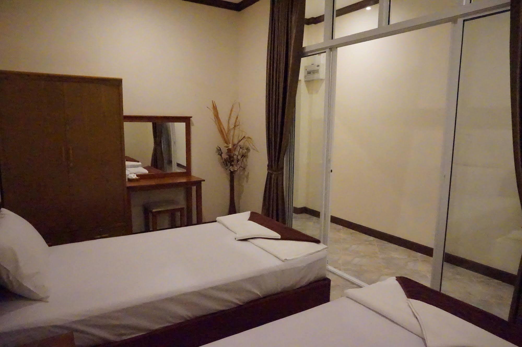 Snowhouse Aonang Krabi Hotell Ao Nang Exteriör bild