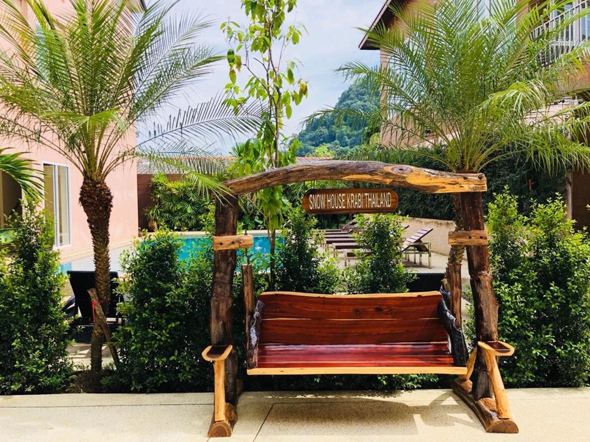 Snowhouse Aonang Krabi Hotell Ao Nang Exteriör bild