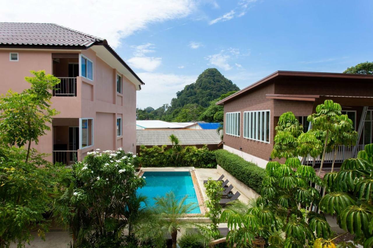 Snowhouse Aonang Krabi Hotell Ao Nang Exteriör bild